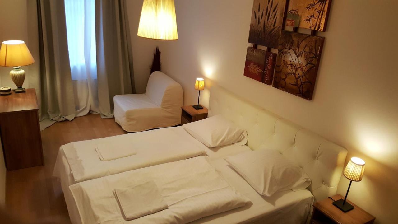 Apartment Smichov Prag Exterior foto